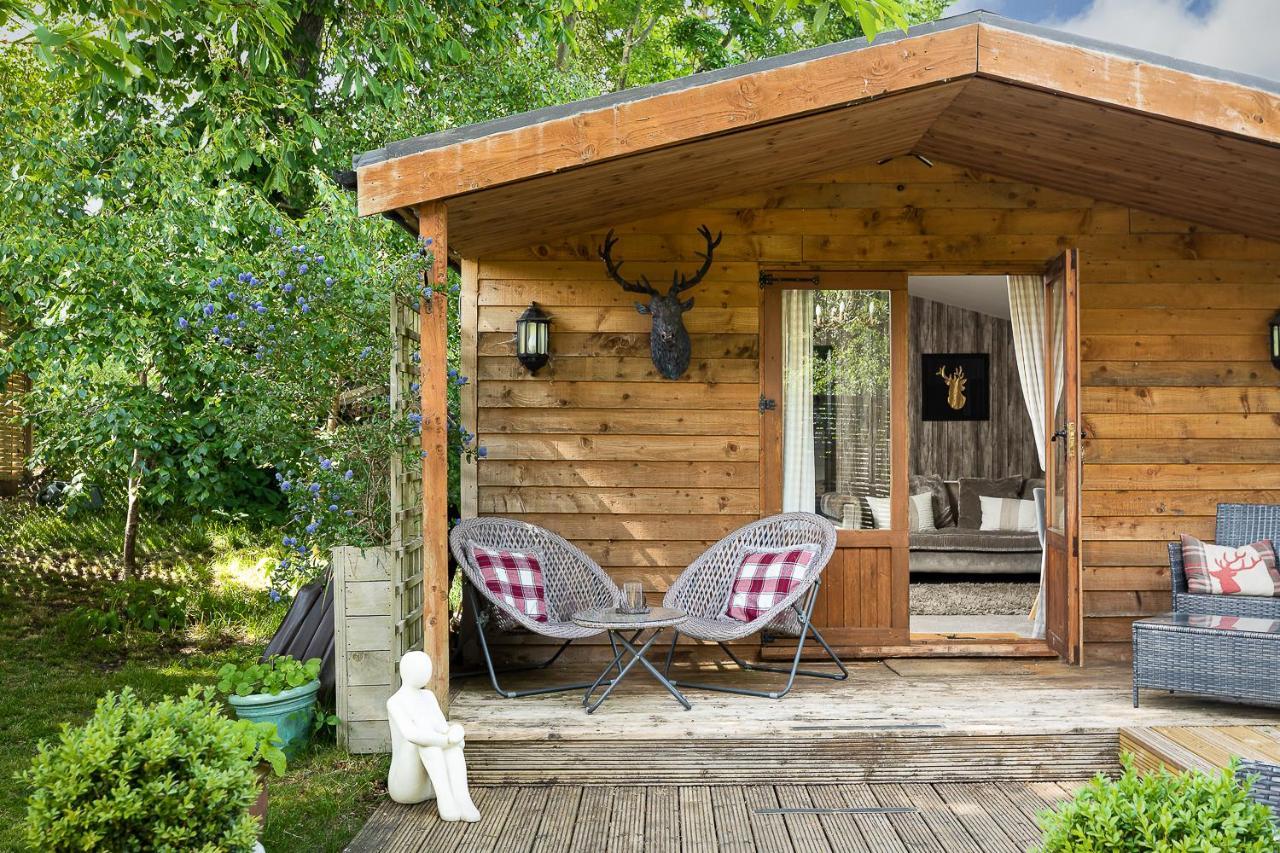 The Log Cabin With Private Hot Tub, Bath 빌라 외부 사진
